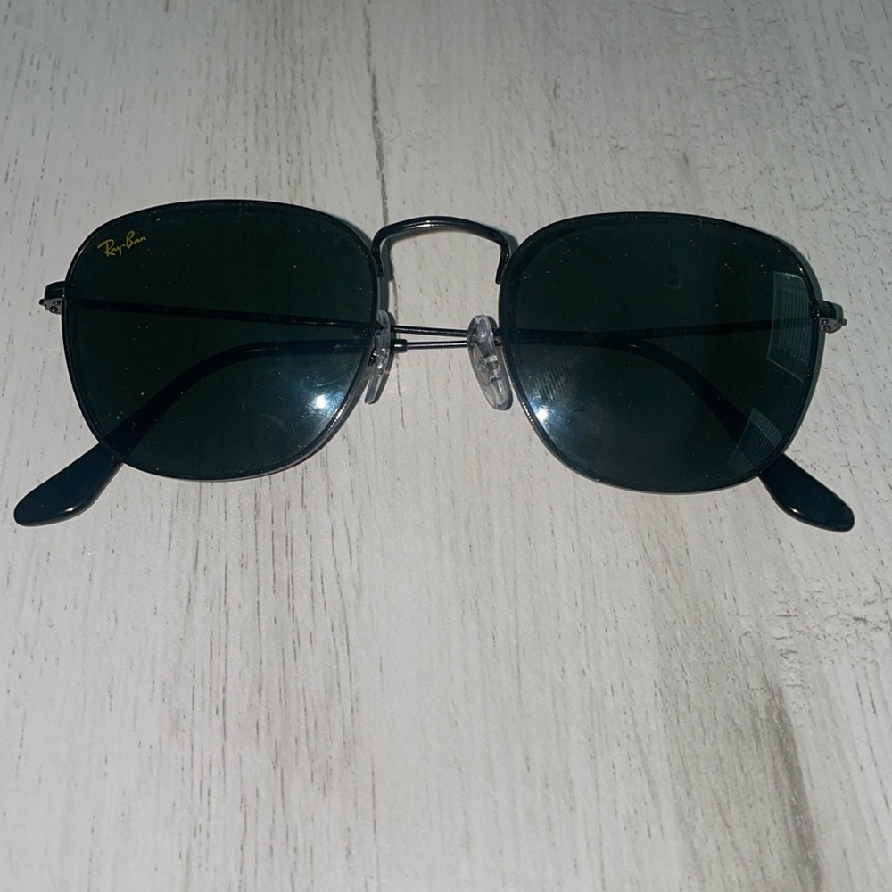 Rayban aviator style frames like brand new great condition